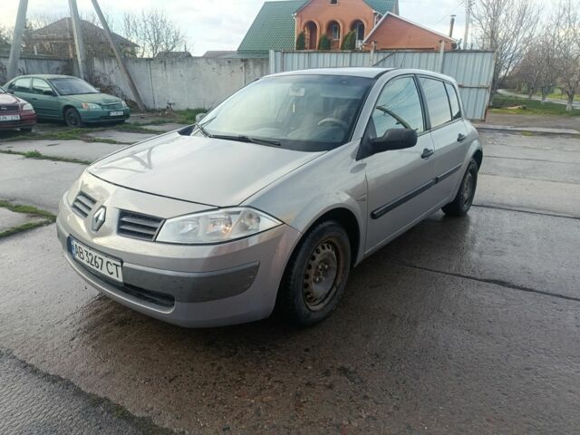 Серый Рено Меган, объемом двигателя 1.4 л и пробегом 200 тыс. км за 2900 $, фото 1 на Automoto.ua