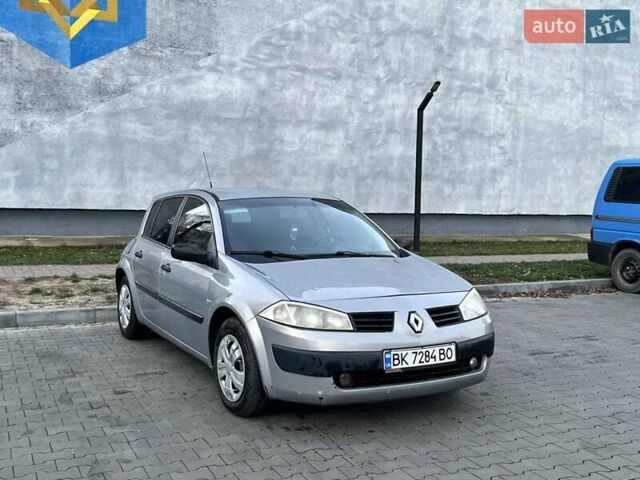 Сірий Рено Меган, об'ємом двигуна 1.4 л та пробігом 235 тис. км за 3100 $, фото 1 на Automoto.ua