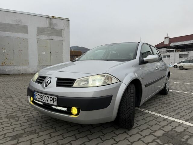 Серый Рено Меган, объемом двигателя 1.6 л и пробегом 280 тыс. км за 3999 $, фото 1 на Automoto.ua