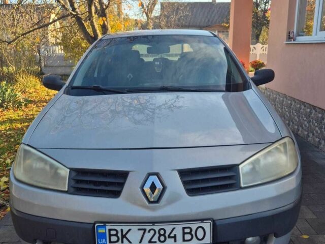 Серый Рено Меган, объемом двигателя 1.4 л и пробегом 234 тыс. км за 3000 $, фото 1 на Automoto.ua