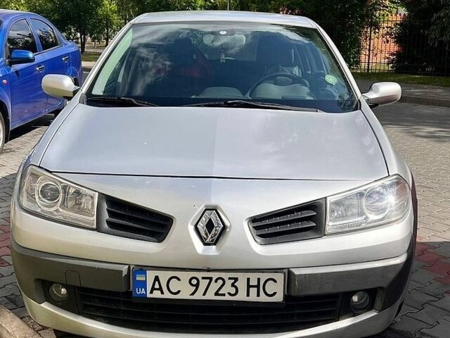 Сірий Рено Меган, об'ємом двигуна 1.6 л та пробігом 214 тис. км за 4100 $, фото 1 на Automoto.ua