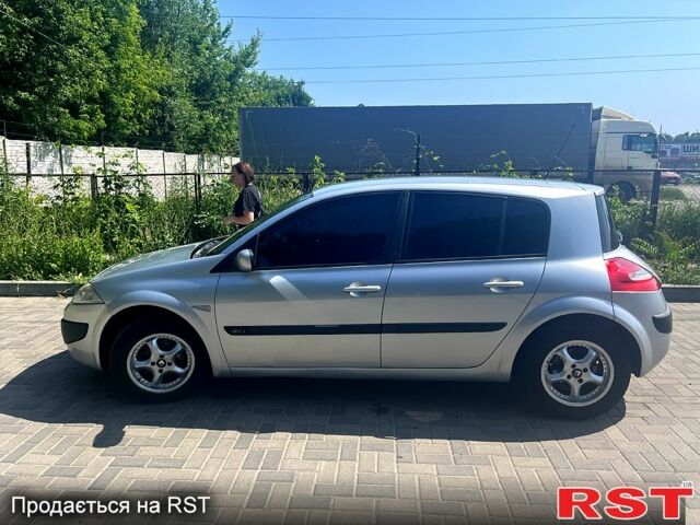 Сірий Рено Меган, об'ємом двигуна 1.5 л та пробігом 0 тис. км за 4500 $, фото 1 на Automoto.ua