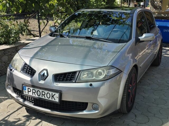 Сірий Рено Меган, об'ємом двигуна 2 л та пробігом 310 тис. км за 5031 $, фото 1 на Automoto.ua