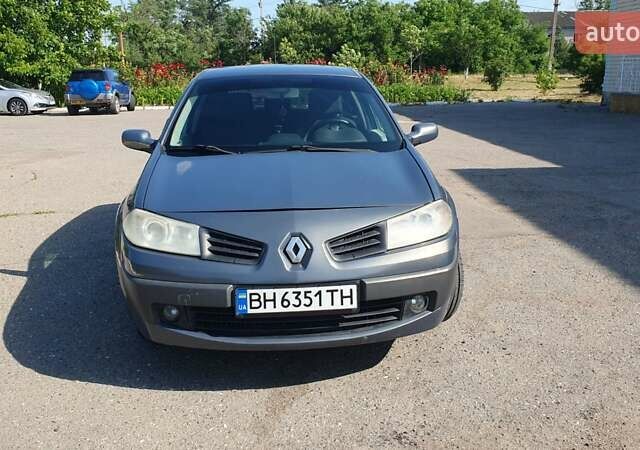 Серый Рено Меган, объемом двигателя 1.6 л и пробегом 173 тыс. км за 4999 $, фото 1 на Automoto.ua