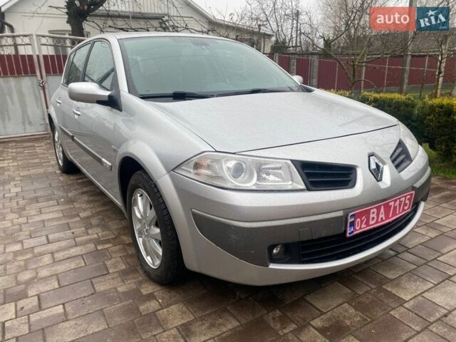 Серый Рено Меган, объемом двигателя 1.6 л и пробегом 173 тыс. км за 5490 $, фото 1 на Automoto.ua