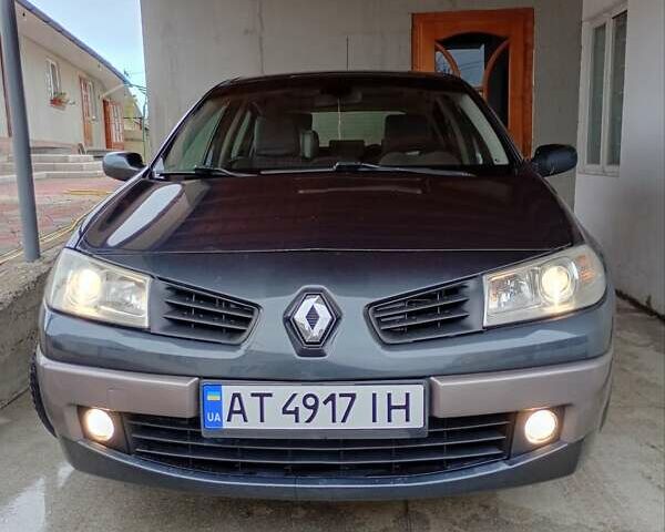 Рено Меган 2006 в Снятине на Automoto.ua Серый Рено Меган, объемом двигателя 1.46 л и пробегом 181 тыс. км за 4900 $, фото 1 на Automoto.ua