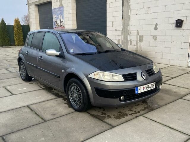 Серый Рено Меган, объемом двигателя 1.5 л и пробегом 235 тыс. км за 1600 $, фото 1 на Automoto.ua