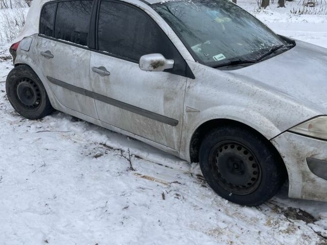 Серый Рено Меган, объемом двигателя 1.5 л и пробегом 213 тыс. км за 949 $, фото 1 на Automoto.ua