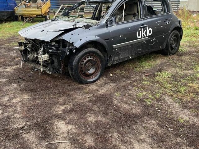 Серый Рено Меган, объемом двигателя 2 л и пробегом 777 тыс. км за 1000 $, фото 1 на Automoto.ua