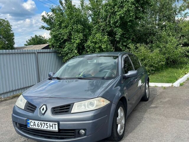 Сірий Рено Меган, об'ємом двигуна 1.6 л та пробігом 257 тис. км за 4500 $, фото 1 на Automoto.ua