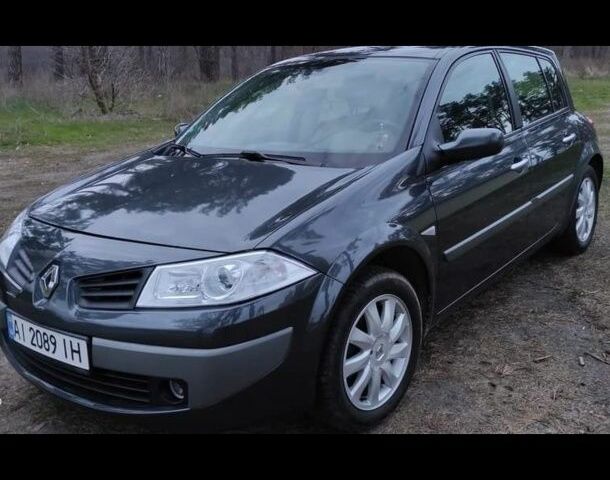 Серый Рено Меган, объемом двигателя 0 л и пробегом 280 тыс. км за 5000 $, фото 1 на Automoto.ua