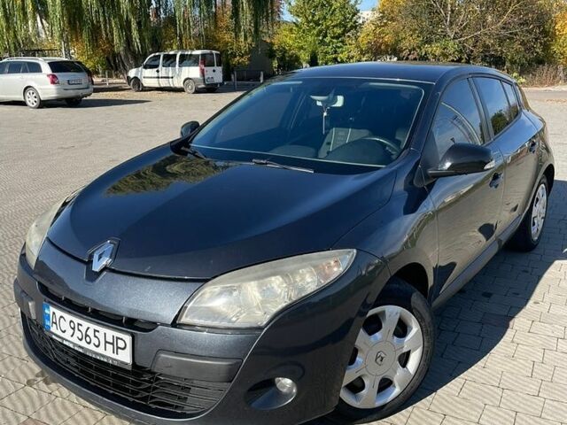 Сірий Рено Меган, об'ємом двигуна 1.5 л та пробігом 262 тис. км за 5000 $, фото 1 на Automoto.ua