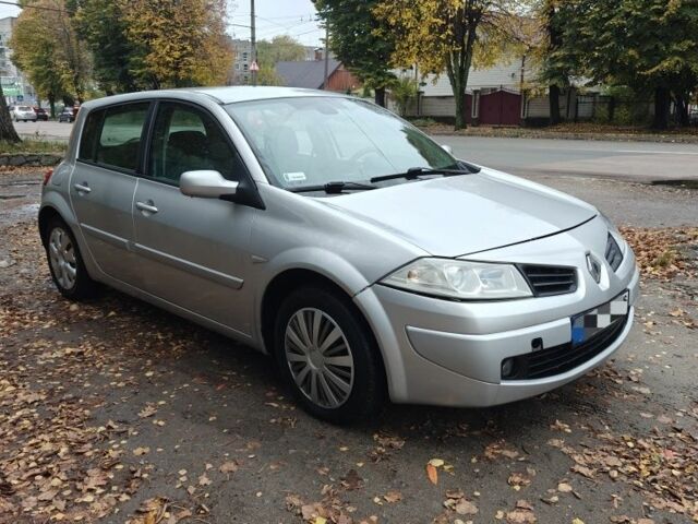Сірий Рено Меган, об'ємом двигуна 2 л та пробігом 291 тис. км за 2194 $, фото 1 на Automoto.ua