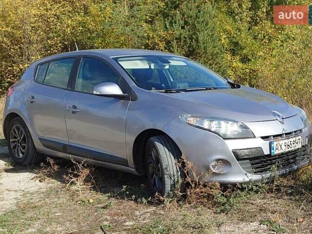Сірий Рено Меган, об'ємом двигуна 1.6 л та пробігом 268 тис. км за 4000 $, фото 1 на Automoto.ua