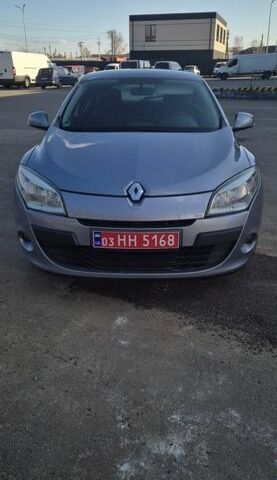 Серый Рено Меган, объемом двигателя 1.6 л и пробегом 175 тыс. км за 6700 $, фото 1 на Automoto.ua