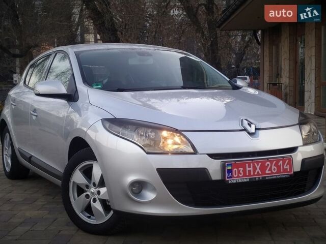 Сірий Рено Меган, об'ємом двигуна 1.6 л та пробігом 188 тис. км за 7500 $, фото 1 на Automoto.ua