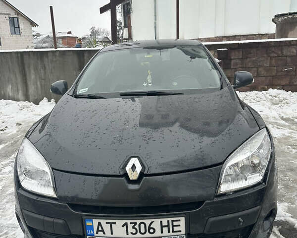 Сірий Рено Меган, об'ємом двигуна 1.5 л та пробігом 295 тис. км за 6200 $, фото 1 на Automoto.ua