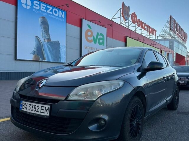 Сірий Рено Меган, об'ємом двигуна 1.6 л та пробігом 270 тис. км за 4500 $, фото 1 на Automoto.ua