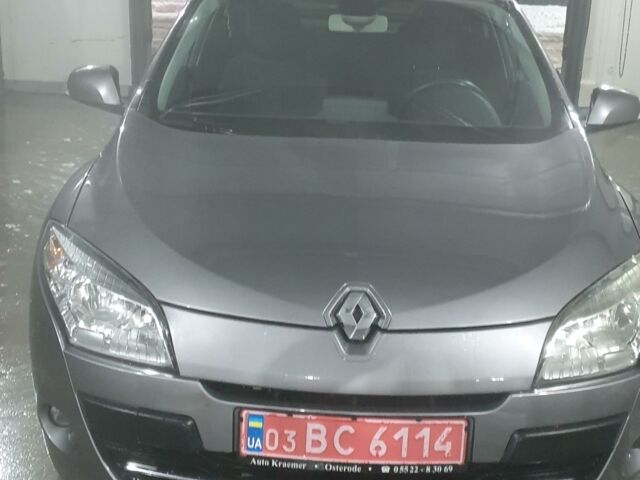 Серый Рено Меган, объемом двигателя 1.4 л и пробегом 132 тыс. км за 7850 $, фото 1 на Automoto.ua