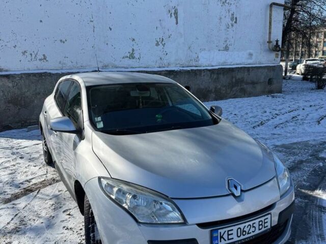 Серый Рено Меган, объемом двигателя 1.5 л и пробегом 235 тыс. км за 5850 $, фото 1 на Automoto.ua