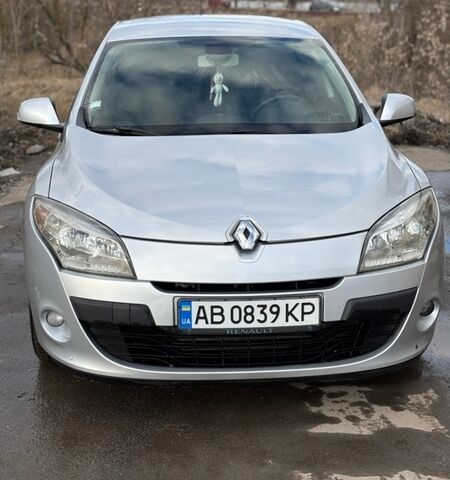 Серый Рено Меган, объемом двигателя 1.5 л и пробегом 260 тыс. км за 6700 $, фото 1 на Automoto.ua