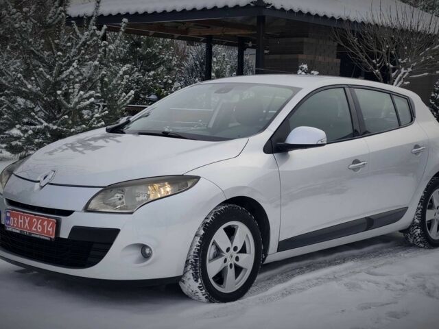 Серый Рено Меган, объемом двигателя 1.6 л и пробегом 188 тыс. км за 7600 $, фото 1 на Automoto.ua