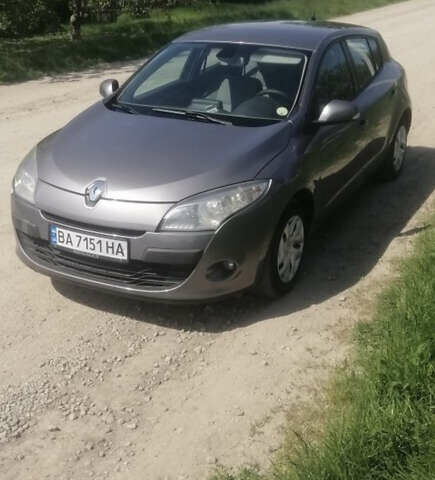 Сірий Рено Меган, об'ємом двигуна 1.46 л та пробігом 212 тис. км за 6700 $, фото 1 на Automoto.ua