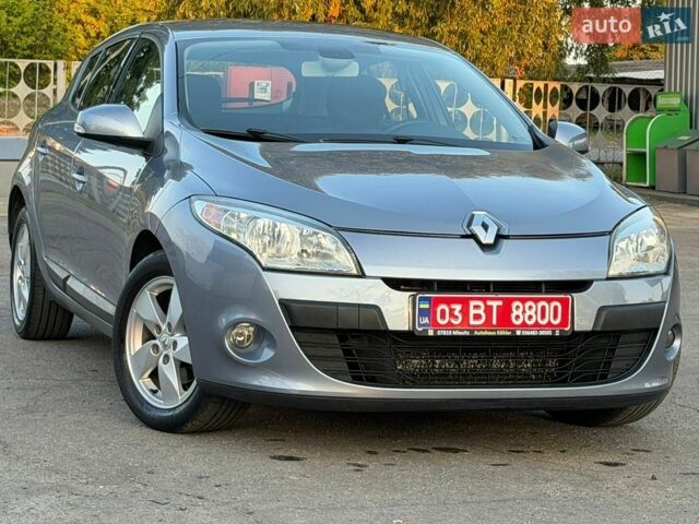 Сірий Рено Меган, об'ємом двигуна 1.6 л та пробігом 190 тис. км за 6300 $, фото 1 на Automoto.ua