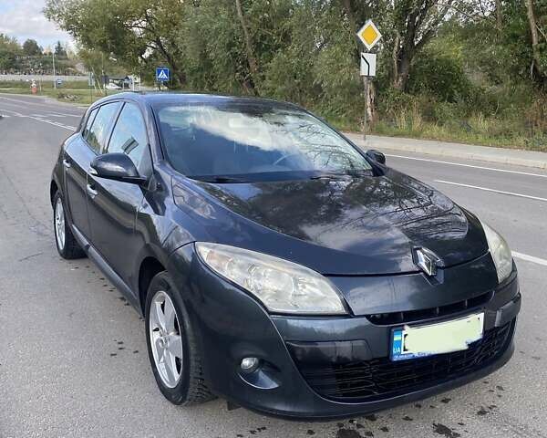Серый Рено Меган, объемом двигателя 1.46 л и пробегом 288 тыс. км за 6350 $, фото 1 на Automoto.ua