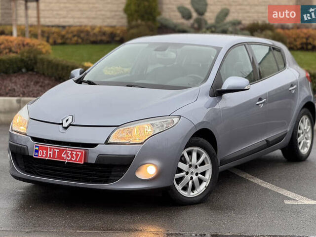 Серый Рено Меган, объемом двигателя 1.6 л и пробегом 193 тыс. км за 5999 $, фото 1 на Automoto.ua
