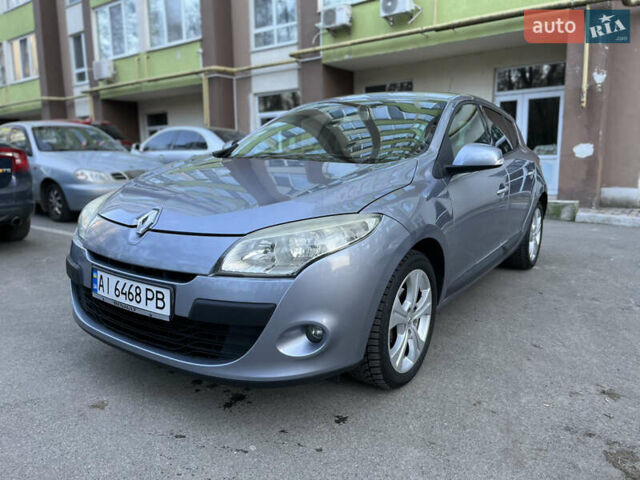Серый Рено Меган, объемом двигателя 1.6 л и пробегом 161 тыс. км за 7399 $, фото 1 на Automoto.ua
