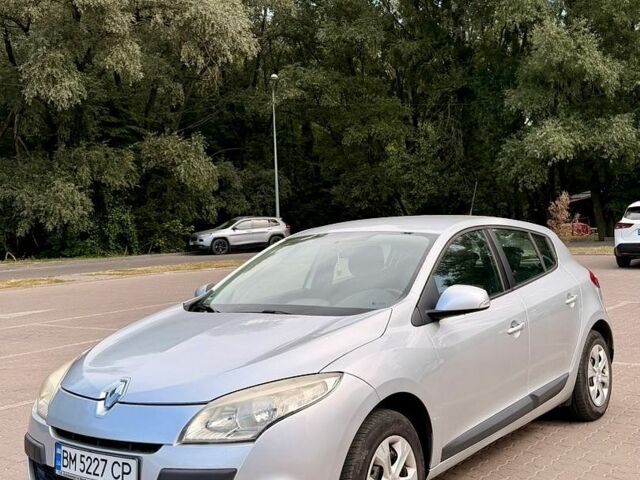 Сірий Рено Меган, об'ємом двигуна 1.6 л та пробігом 160 тис. км за 6200 $, фото 1 на Automoto.ua