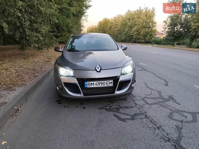 Серый Рено Меган, объемом двигателя 1.5 л и пробегом 185 тыс. км за 7200 $, фото 1 на Automoto.ua