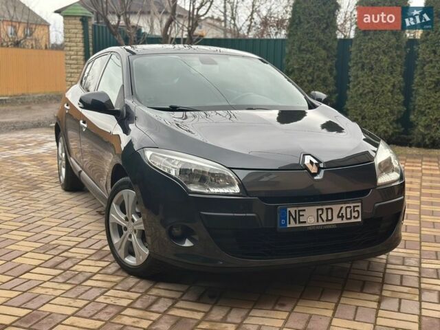 Сірий Рено Меган, об'ємом двигуна 1.6 л та пробігом 216 тис. км за 6950 $, фото 1 на Automoto.ua