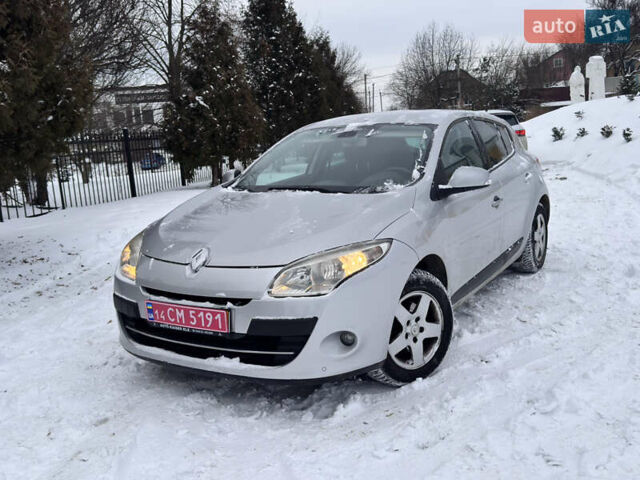 Серый Рено Меган, объемом двигателя 1.6 л и пробегом 169 тыс. км за 6150 $, фото 1 на Automoto.ua