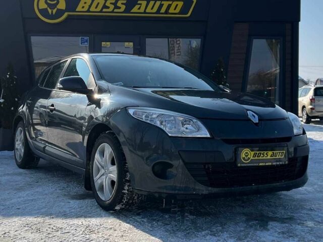 Сірий Рено Меган, об'ємом двигуна 1.5 л та пробігом 293 тис. км за 6499 $, фото 1 на Automoto.ua