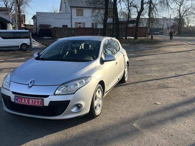 Сірий Рено Меган, об'ємом двигуна 1.6 л та пробігом 207 тис. км за 6400 $, фото 1 на Automoto.ua