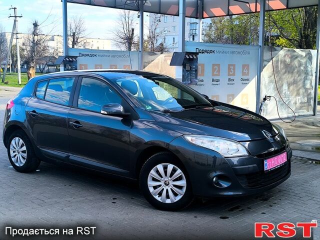 Сірий Рено Меган, об'ємом двигуна 1.6 л та пробігом 230 тис. км за 6700 $, фото 1 на Automoto.ua