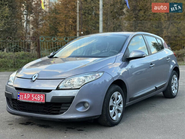 Серый Рено Меган, объемом двигателя 1.6 л и пробегом 154 тыс. км за 6500 $, фото 1 на Automoto.ua