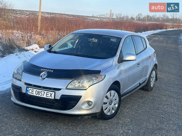 Сірий Рено Меган, об'ємом двигуна 1.46 л та пробігом 300 тис. км за 4600 $, фото 1 на Automoto.ua