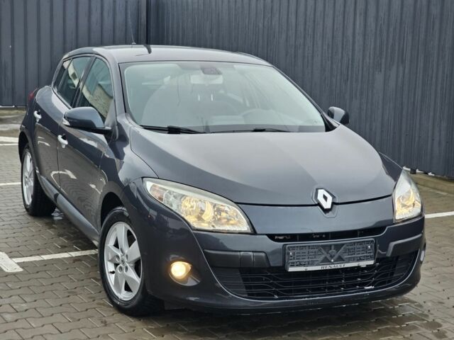 Серый Рено Меган, объемом двигателя 1.6 л и пробегом 180 тыс. км за 6500 $, фото 1 на Automoto.ua