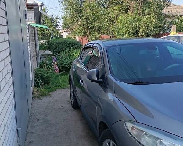 Серый Рено Меган, объемом двигателя 1.5 л и пробегом 249 тыс. км за 6800 $, фото 1 на Automoto.ua