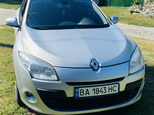 Сірий Рено Меган, об'ємом двигуна 1.5 л та пробігом 280 тис. км за 5501 $, фото 1 на Automoto.ua