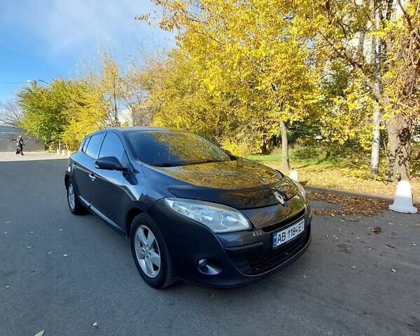 Сірий Рено Меган, об'ємом двигуна 1.46 л та пробігом 280 тис. км за 5900 $, фото 1 на Automoto.ua