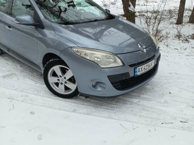 Сірий Рено Меган, об'ємом двигуна 1.4 л та пробігом 210 тис. км за 6300 $, фото 1 на Automoto.ua
