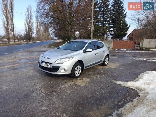 Серый Рено Меган, объемом двигателя 1.46 л и пробегом 234 тыс. км за 6300 $, фото 1 на Automoto.ua