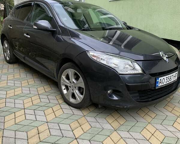 Серый Рено Меган, объемом двигателя 1.5 л и пробегом 264 тыс. км за 5700 $, фото 1 на Automoto.ua