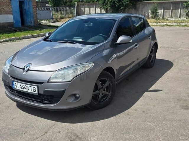 Сірий Рено Меган, об'ємом двигуна 1.5 л та пробігом 260 тис. км за 5900 $, фото 1 на Automoto.ua