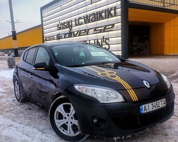 Сірий Рено Меган, об'ємом двигуна 1.5 л та пробігом 240 тис. км за 8000 $, фото 1 на Automoto.ua