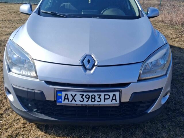 Сірий Рено Меган, об'ємом двигуна 1.5 л та пробігом 280 тис. км за 5999 $, фото 1 на Automoto.ua